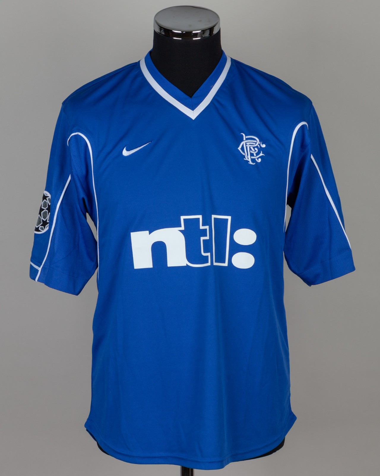 Rangers FC 00-01 Local 3