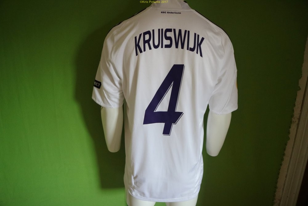 RSC Anderlecht 09-10 Local 4