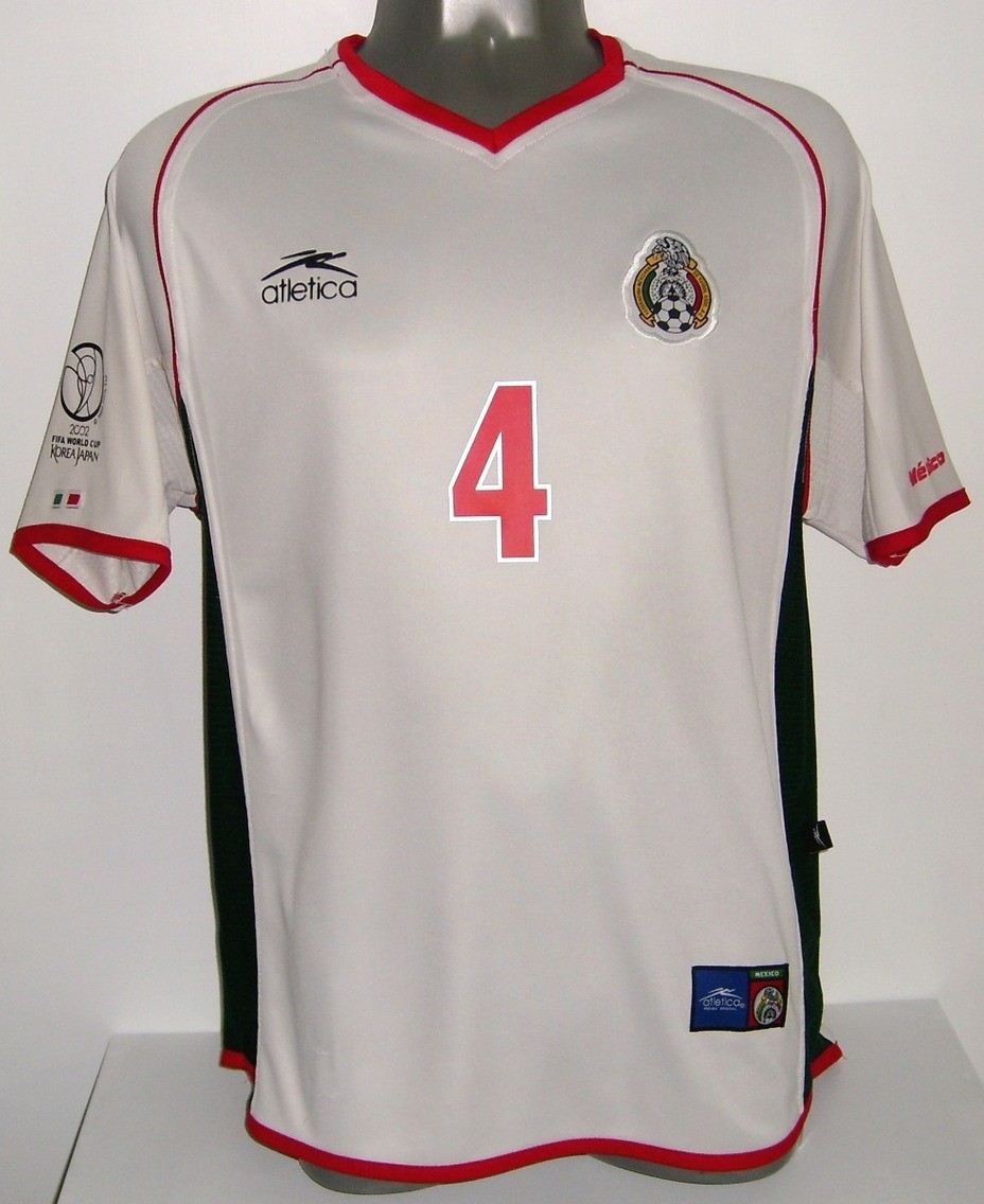 Segunda equipación de México 2002