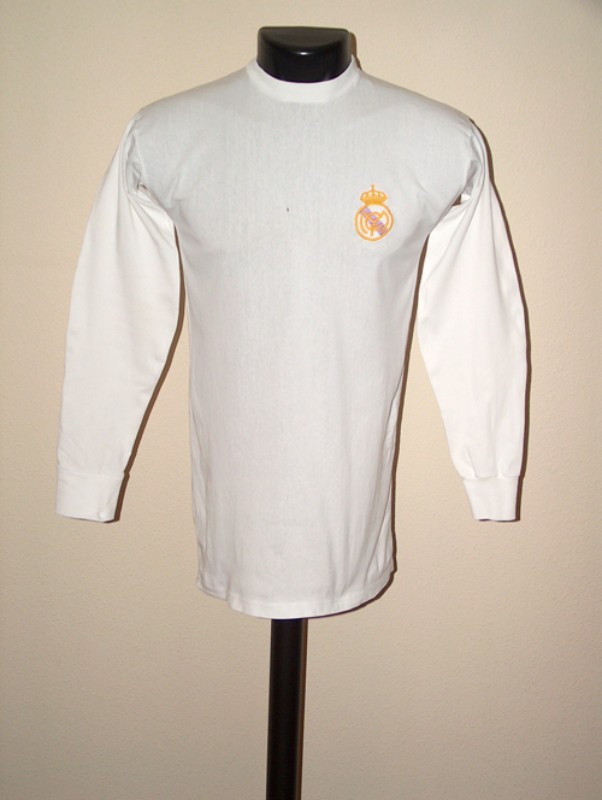 Primera equipación de Real Madrid 73-74