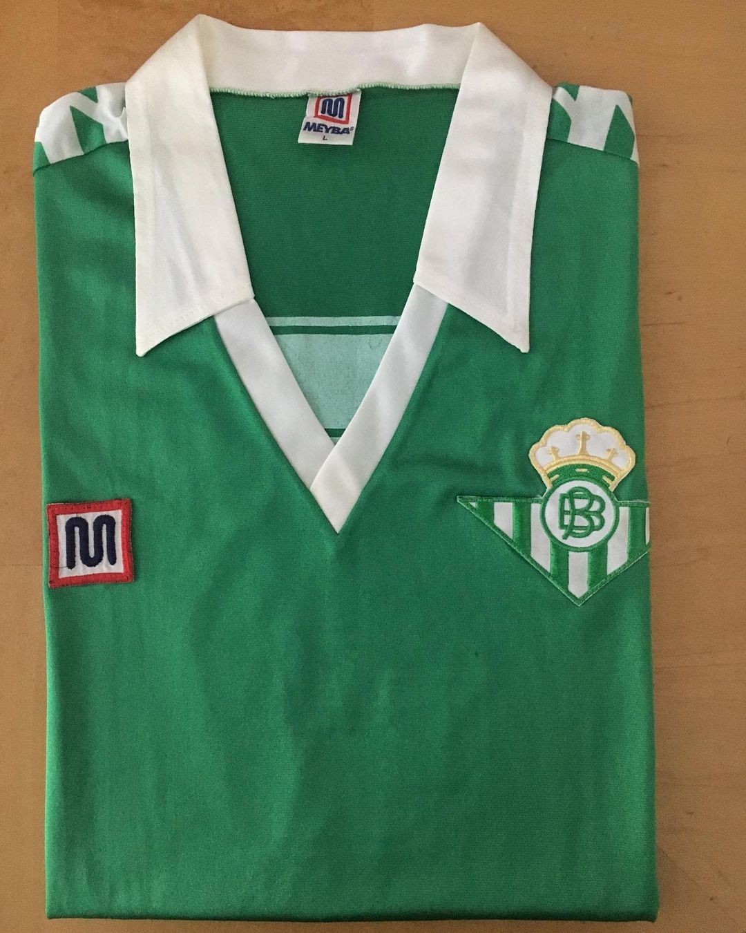 Segunda equipación de Real Betis 85-86