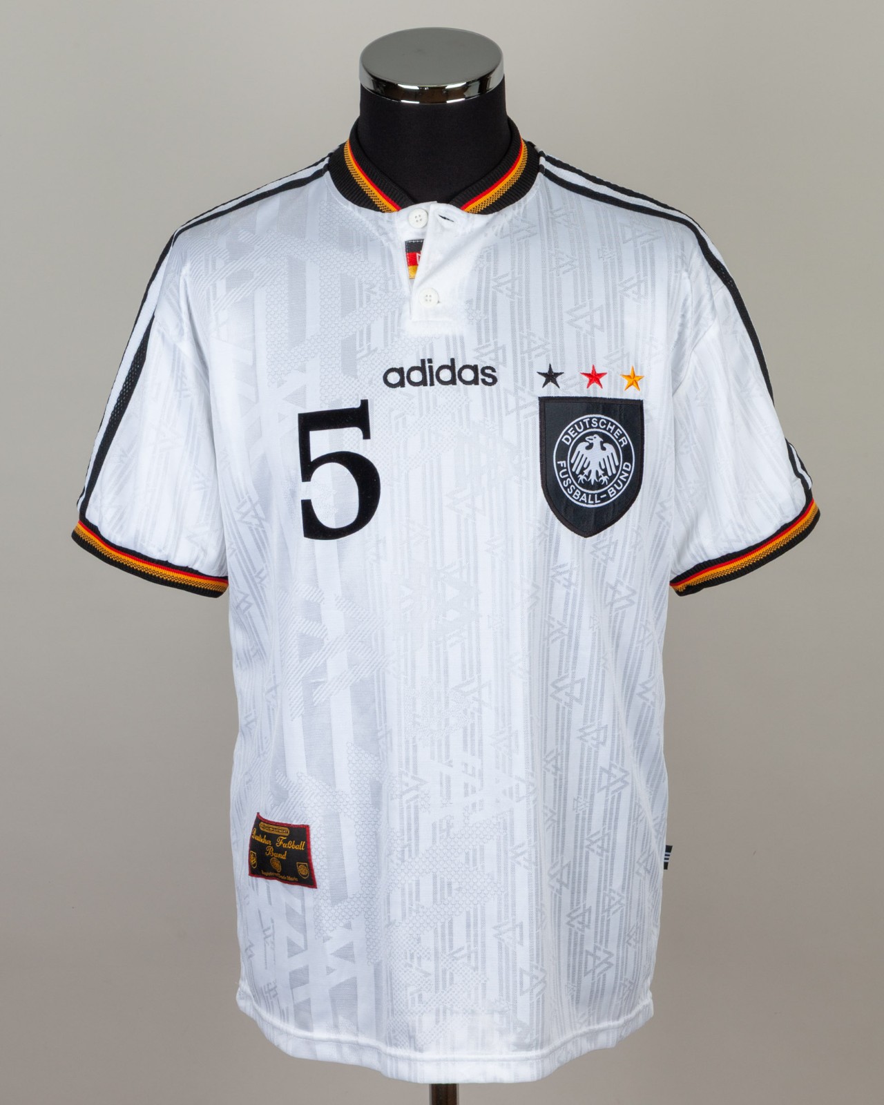 Primera equipación de Alemania 1996