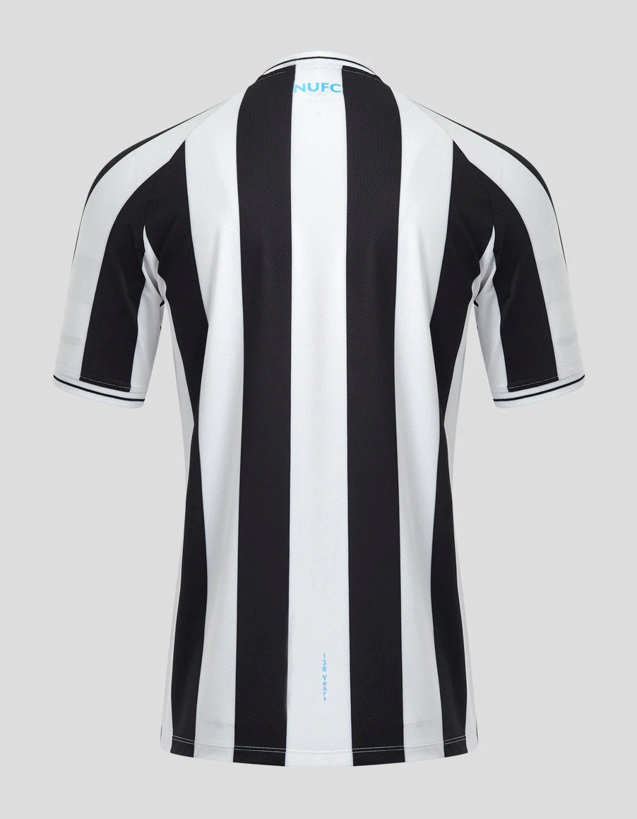 Newcastle United 22-23 Local 2