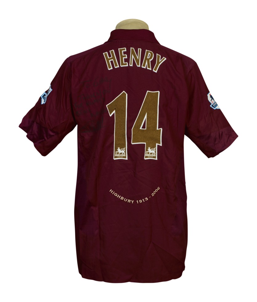 Arsenal FC 05-06 Local 2
