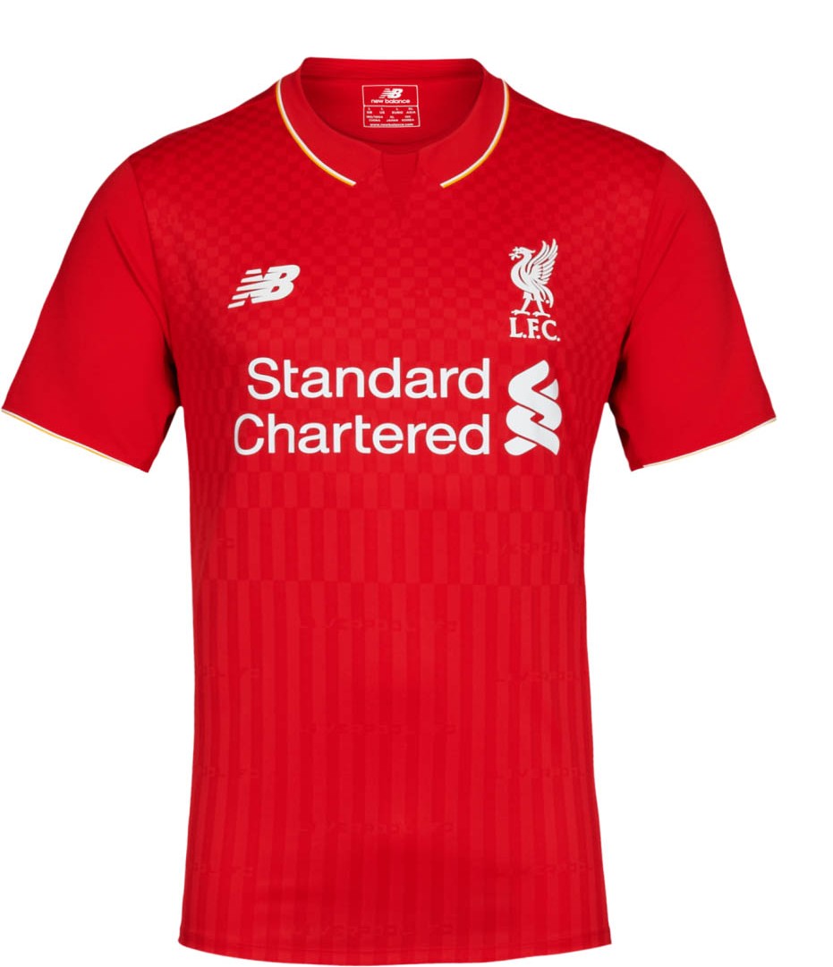 Primera equipación de LiverpoolFC 15-16