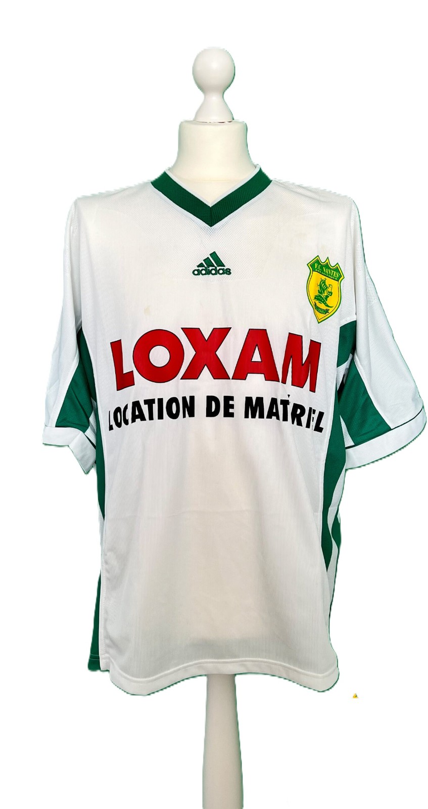 Segunda equipación de Nantes 99-00