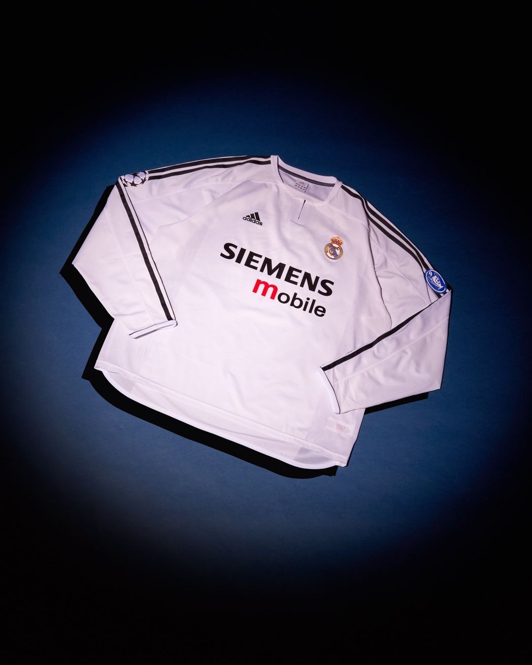 Primera equipación de Real Madrid 03-04