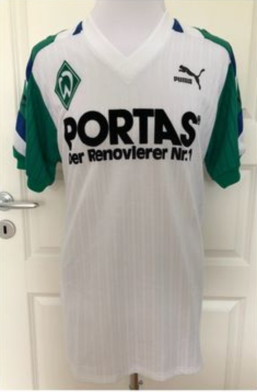 Tercera equipación de Werder Bremen 87-88