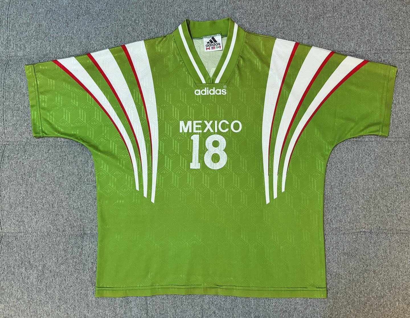 Primera equipación de México 1996