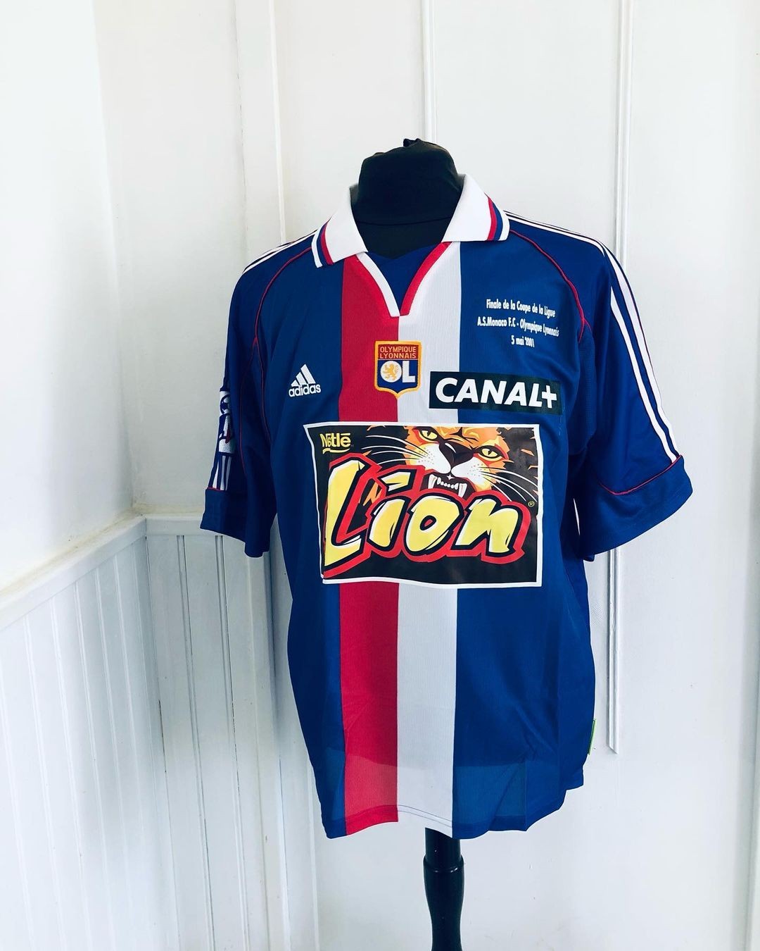 Equipación especial de Olympique de Lyon 00-01
