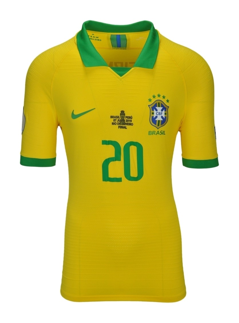 Equipación especial de Brasil 2019
